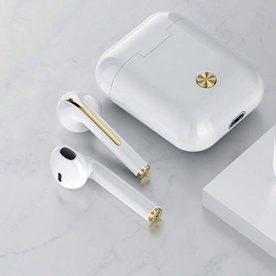 No rádio Earbuds da redução de ruído J18 da orelha TWS Bluetooth 5,0